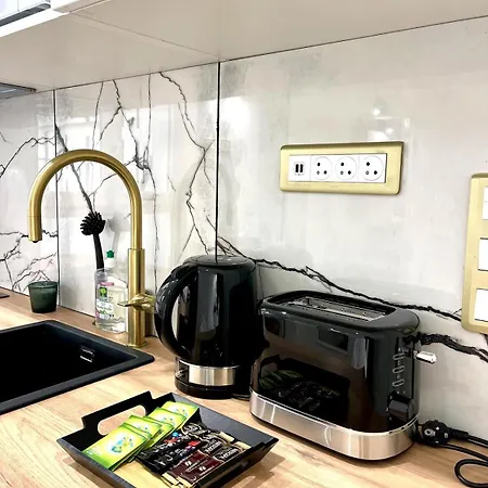 - 11th Apartment